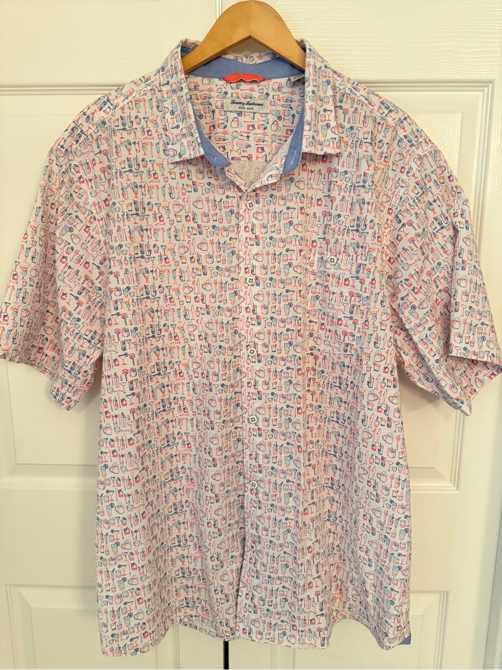 Tommy Bahama Men’s Pink And Blue Cocktail-Print Short-Sleeve Shirt